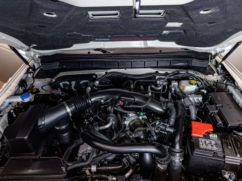 Used 2025 Ford Bronco Raptor AWD/4WD image 28