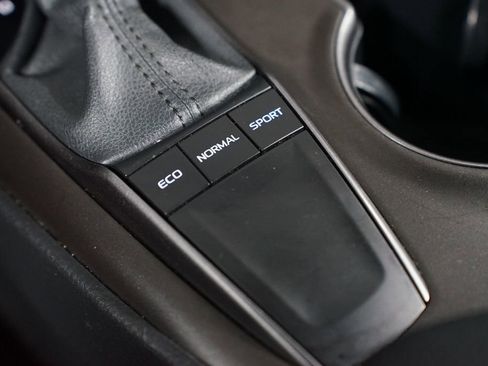 Used 2023 Toyota Camry SE image 22