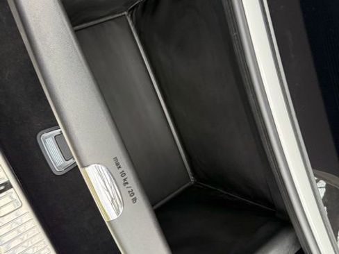 Used 2015 Mercedes-Benz S 550 Sedan image 39