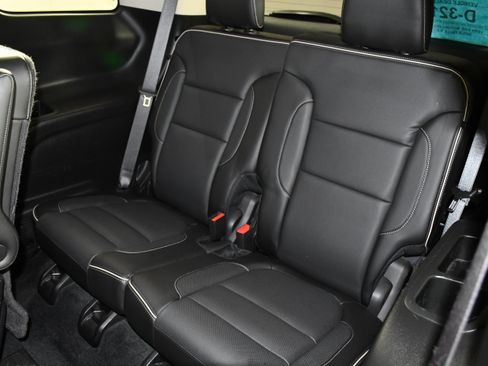 Used 2017 GMC Acadia Denali w/ Technology Package AWD/4WD image 48