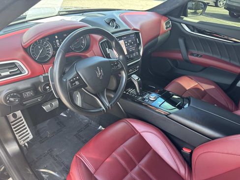 Used 2022 Maserati Ghibli GT image 31