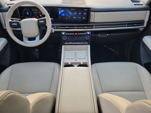 Used 2024 Hyundai Santa Fe SEL image 13