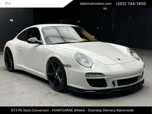 Used 2011 Porsche 911 Carrera 4S image 9