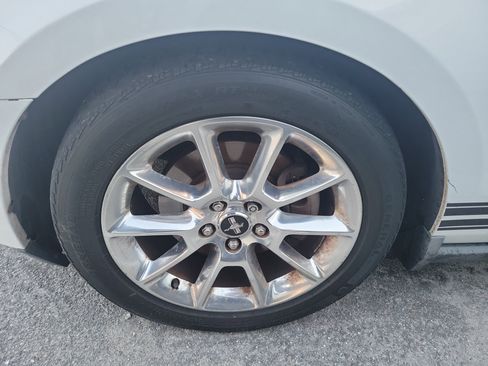 Used 2011 Ford Mustang Premium w/ Electronics Pkg image 5