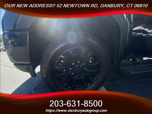 Used 2021 GMC Sierra 2500 Denali w/ Denali Ultimate Package AWD/4WD image 2