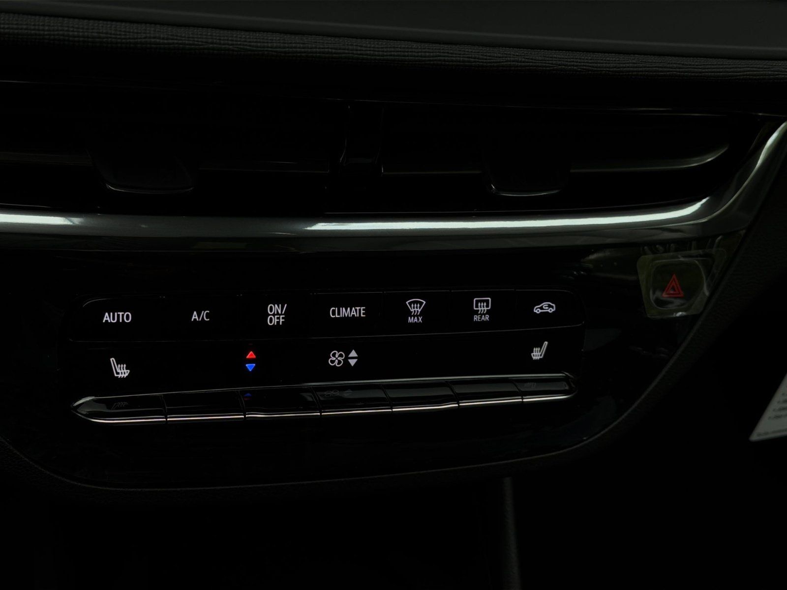 New 2026 Buick Envista Preferred FWD image 21