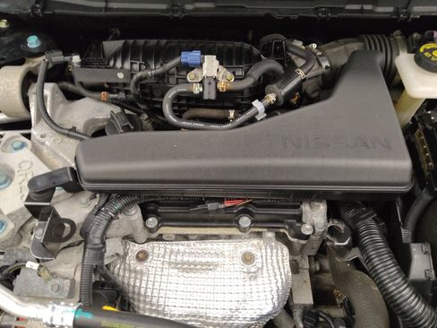 Used 2019 Nissan Rogue SV image 30