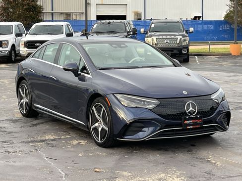 Used 2023 Mercedes-Benz EQE 350+ Sedan w/ Exclusive Trim Package image 5