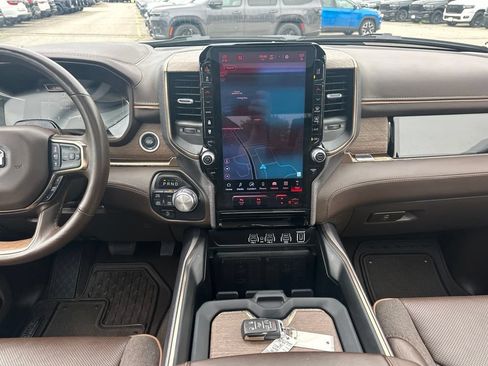 Used 2025 RAM 1500 Limited AWD/4WD image 21