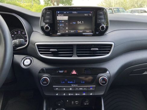 Used 2021 Hyundai Tucson Limited AWD/4WD image 19