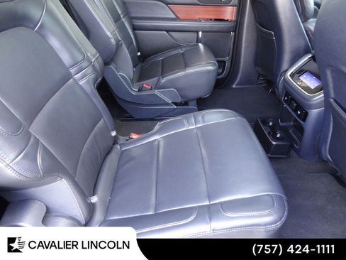 Certified 2024 Lincoln Navigator L 4WD image 13