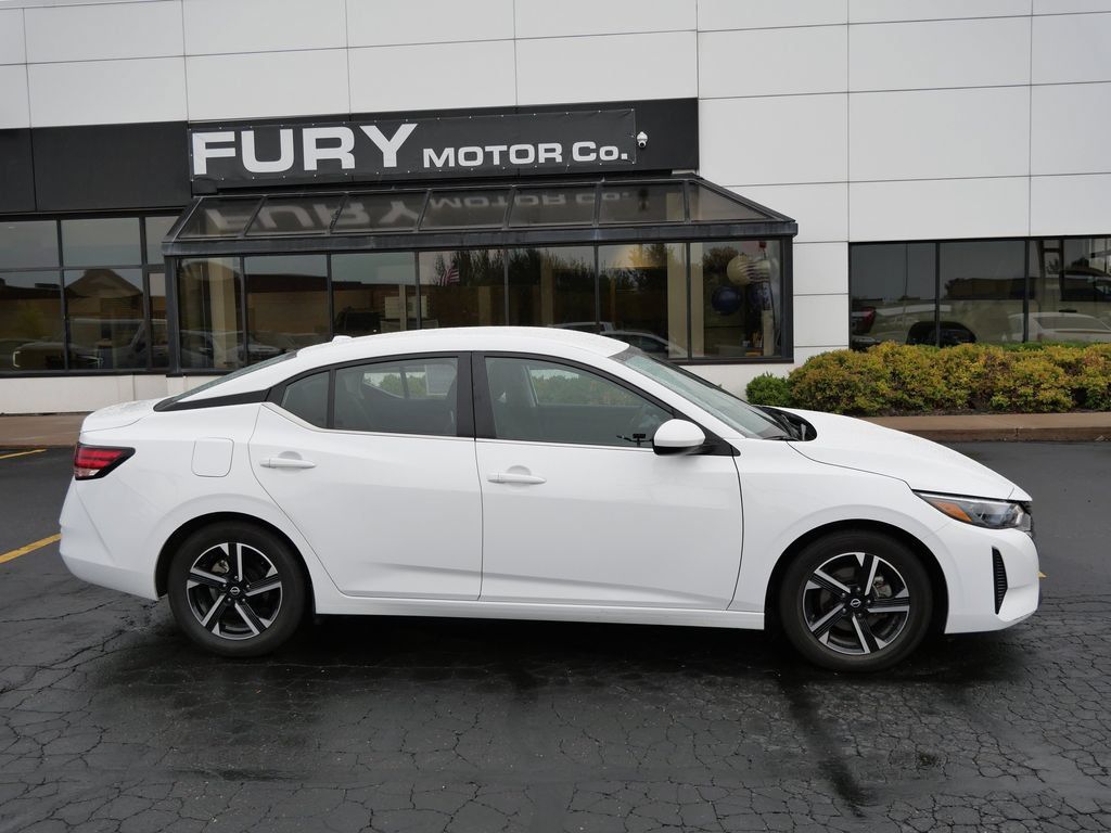 Used 2024 Nissan Sentra SV FWD image 1