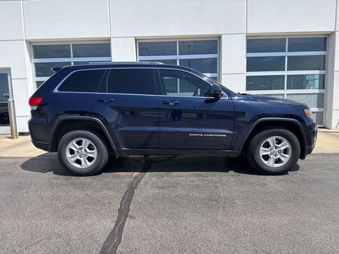 Used 2015 Jeep Grand Cherokee Laredo w/ Quick Order Package 23E AWD/4WD image 3