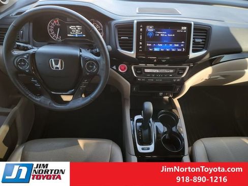 Used 2017 Honda Ridgeline RTL-E image 27
