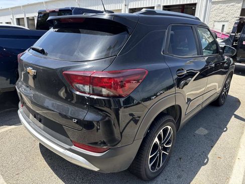 Used 2025 Chevrolet TrailBlazer LT FWD image 7