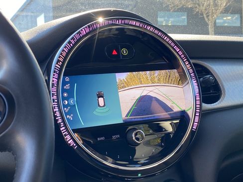 Used 2023 MINI Cooper 2-Door Hardtop image 62