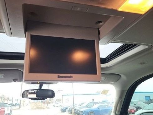 Used 2014 GMC Yukon Denali image 2