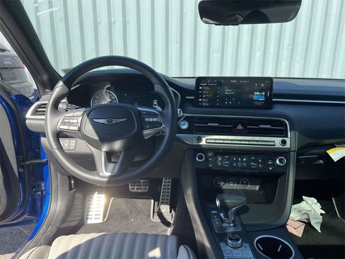 Certified 2025 Genesis G70 3.3T Advanced image 12