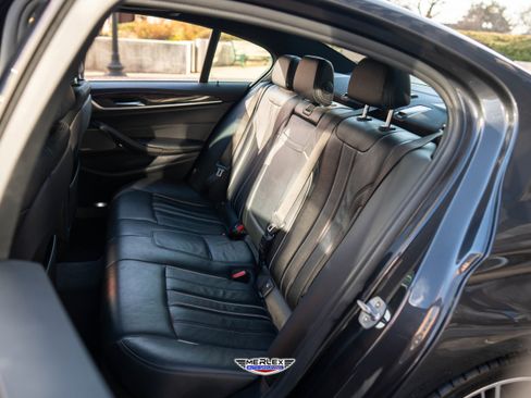 Used 2019 BMW 540i w/ M Sport Package image 20