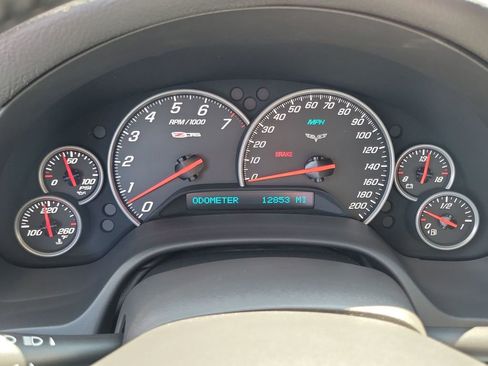 Used 2008 Chevrolet Corvette Z06 w/ Preferred Equipment Group RWD image 12