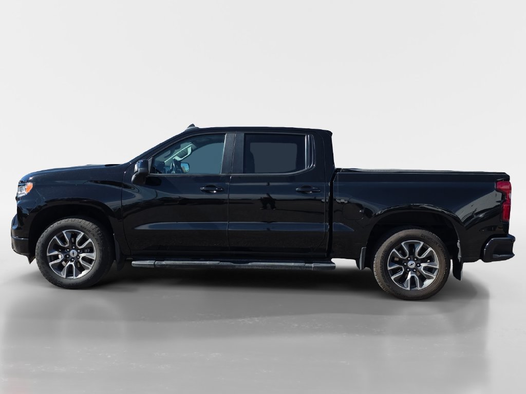 Used 2022 Chevrolet Silverado 1500 RST w/ Z71 Off-Road Package AWD/4WD image 2