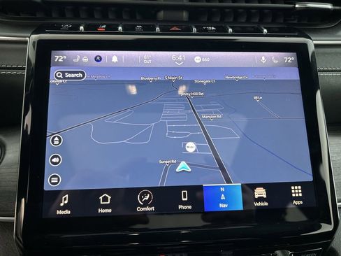 Used 2021 Jeep Grand Cherokee L Overland w/ Luxury Tech Group IV image 18