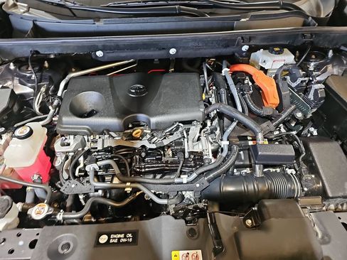 Used 2019 Toyota RAV4 XSE w/ XSE Weather Package AWD/4WD image 26