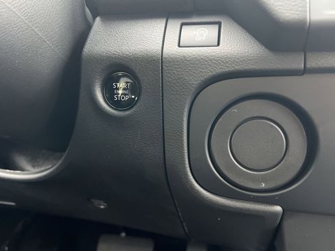 New 2026 Nissan Frontier SV image 6