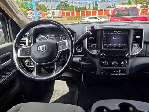 Used 2020 RAM 2500 Big Horn w/ Level 1 Equipment Group AWD/4WD image 11