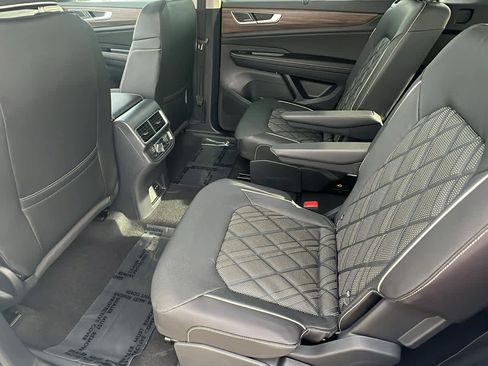 New 2026 Volkswagen Atlas SEL Premium R-Line image 24