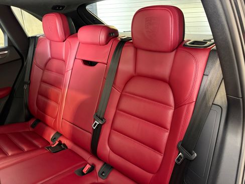 Certified 2023 Porsche Macan GTS AWD/4WD image 34