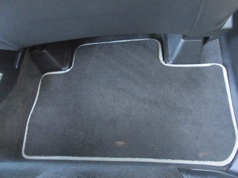 Used 2010 Land Rover LR2 HSE image 65