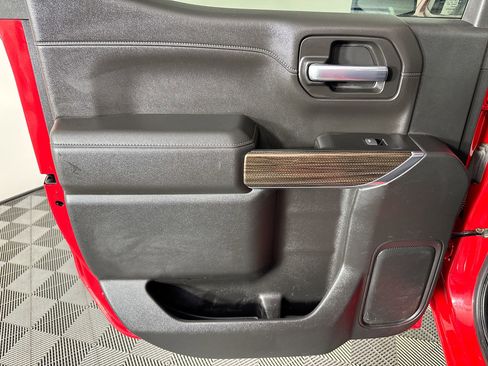 Used 2020 Chevrolet Silverado 1500 LT Trail Boss image 30