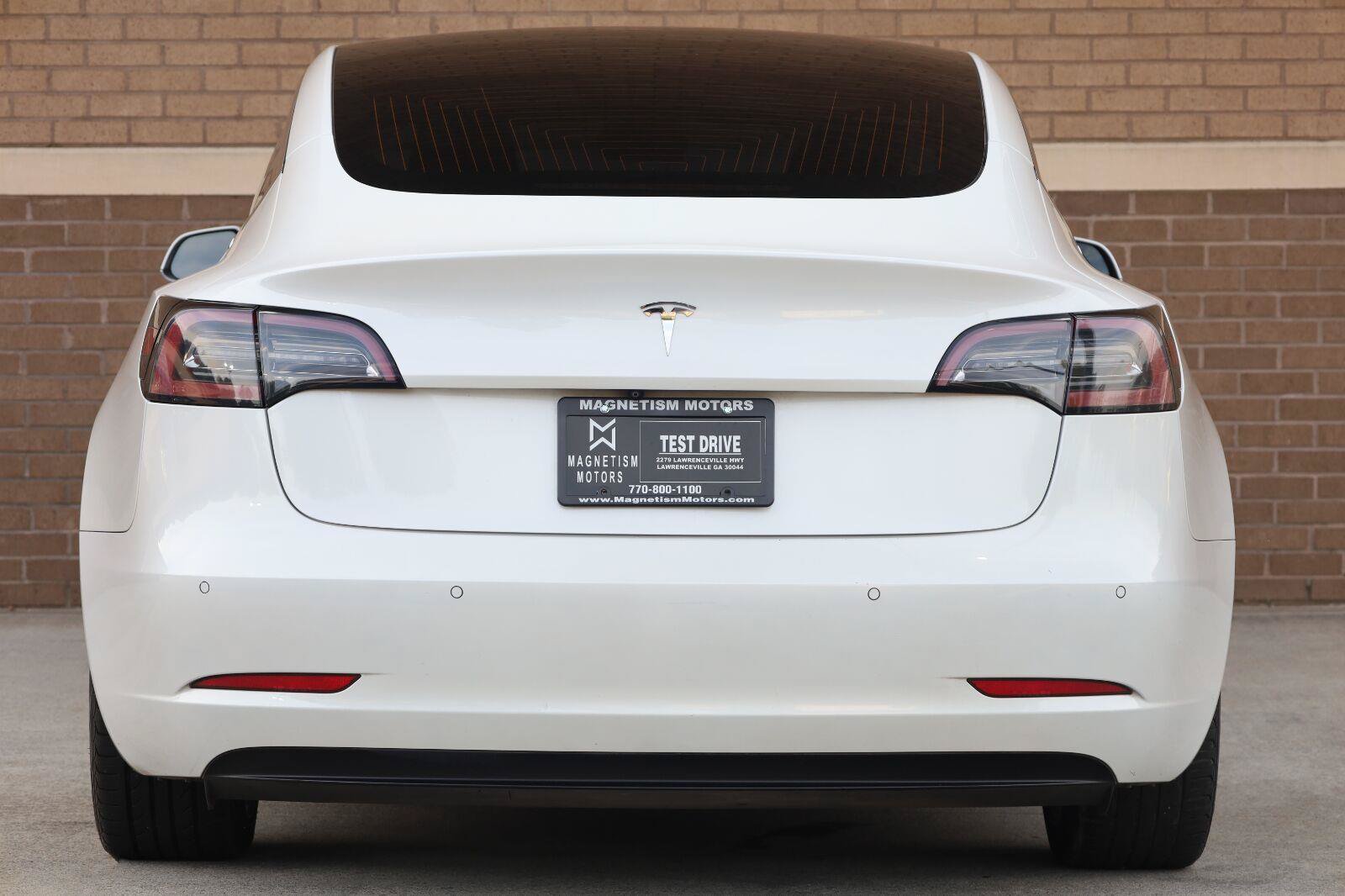 Used 2020 Tesla Model 3 Standard Range Plus RWD image 10