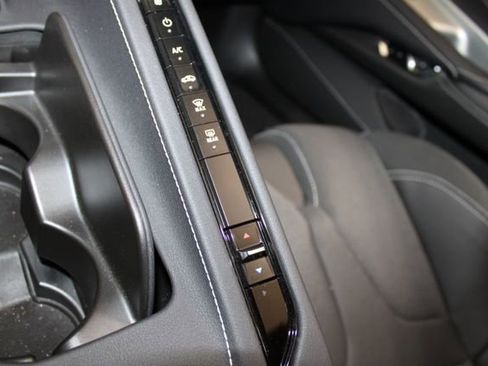 Used 2025 Chevrolet Corvette Z06 RWD image 27