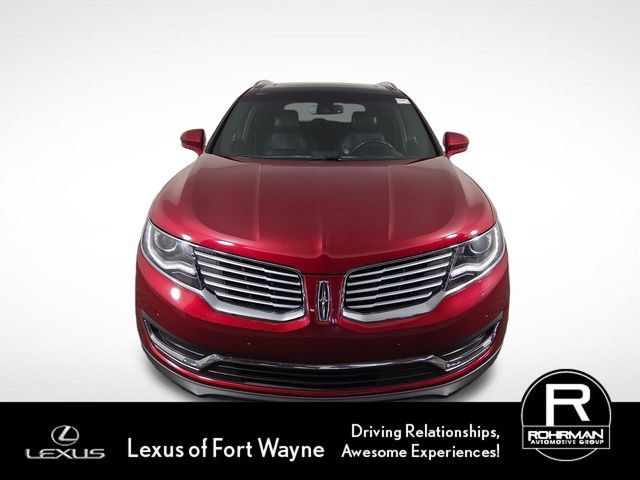 Used 2018 Lincoln MKX Reserve w/ Driver Assistance Package AWD/4WD image 3