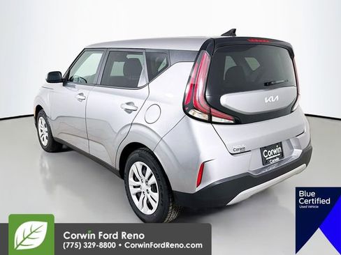 Used 2025 Kia Soul LX image 5