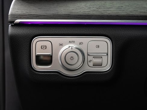 Used 2026 Mercedes-Benz GLE 580 4MATIC image 43