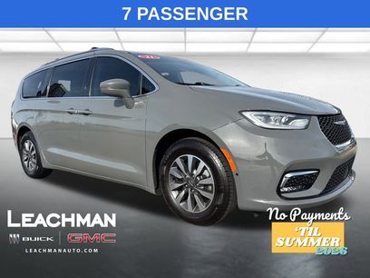Used 2021 Chrysler Pacifica Touring-L