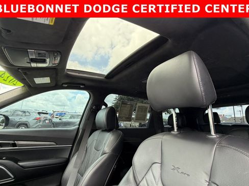 Used 2024 Kia Telluride SX Prestige X-Pro AWD/4WD image 12