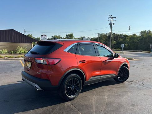 Used 2020 Ford Escape SE AWD/4WD image 9