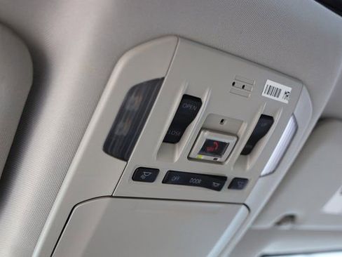 Certified 2021 Toyota Highlander Limited image 32