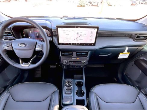 New 2026 Ford Maverick Lobo image 5