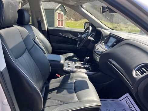 Used 2019 INFINITI QX60 Luxe w/ Essential Package image 41
