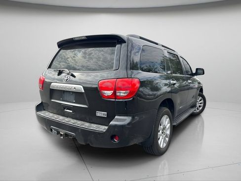 Used 2014 Toyota Sequoia Platinum AWD/4WD image 5