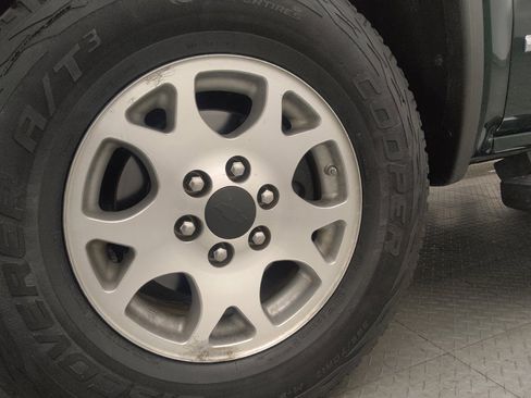 Used 2014 GMC Sierra 1500 SLT w/ SLT Crew Cab Value Package image 31