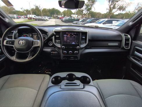 Used 2024 RAM 2500 Big Horn AWD/4WD image 3