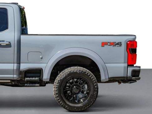 Used 2024 Ford F250 Platinum AWD/4WD image 12