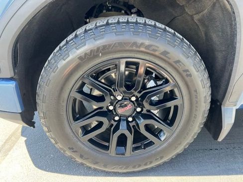Certified 2024 GMC Sierra 1500 Elevation w/ Elevation Premium Package AWD/4WD image 11