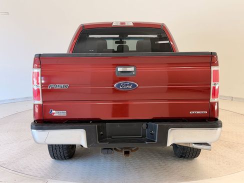 Used 2014 Ford F150 XLT w/ XLT Chrome Package image 10